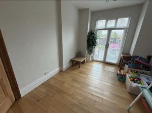 Dining Room- click for photo gallery